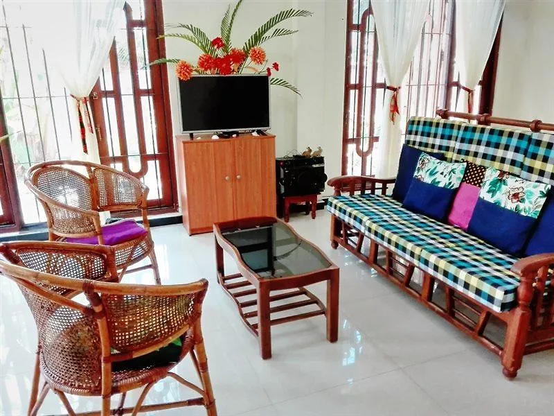 Guest house Villa Extra Negombo