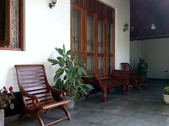 Guest house Villa Extra Negombo